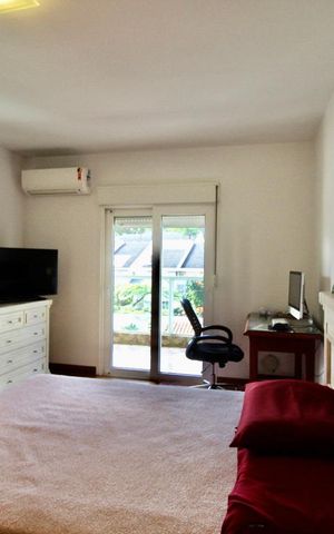 Casa à venda com 900m², 5 quartos e 3 vagas Casa à venda com 900m², 5 quartos e 3 vagasSuíte 5