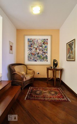 Casa à venda com 900m², 5 quartos e 3 vagas Casa à venda com 900m², 5 quartos e 3 vagasHall de Entrada