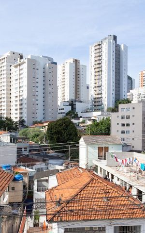 Casa à venda com 275m², 6 quartos e 4 vagas Casa à venda com 275m², 6 quartos e 4 vagasVista da Sacada da Suíte 2