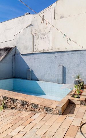 Casa à venda com 90m², 2 quartos e 1 vagaQuintal
