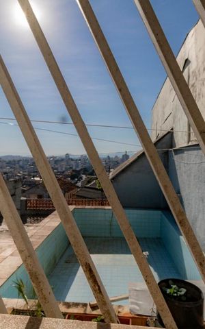 Casa à venda com 90m², 2 quartos e 1 vagaVista