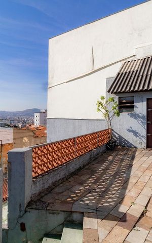 Casa à venda com 90m², 2 quartos e 1 vagaQuintal