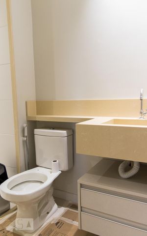 Apartamento à venda com 65m², 2 quartos e 1 vaga Apartamento à venda com 65m², 2 quartos e 1 vagaBanheiro