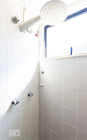 Apartamento à venda com 130m², 3 quartos e 2 vagas Apartamento à venda com 130m², 3 quartos e 2 vagasBanheiro Social