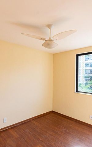 Apartamento à venda com 130m², 3 quartos e 2 vagas Apartamento à venda com 130m², 3 quartos e 2 vagasQuarto 2