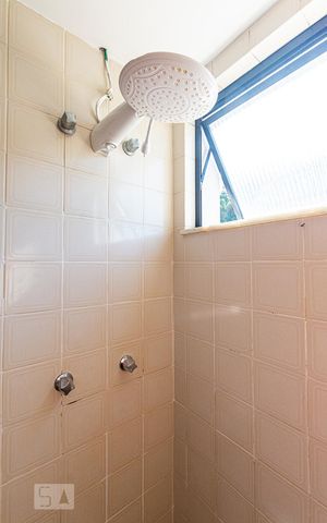 Apartamento à venda com 130m², 3 quartos e 2 vagas Apartamento à venda com 130m², 3 quartos e 2 vagasBanheiro da Suíte