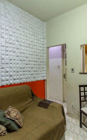 Apartamento à venda com 32m², 1 quarto e sem vaga Apartamento à venda com 32m², 1 quarto e sem vagaSala