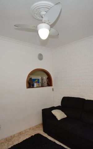 Casa à venda com 56m², 2 quartos e sem vagaSala
