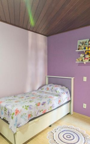 Casa à venda com 235m², 4 quartos e 5 vagas Casa à venda com 235m², 4 quartos e 5 vagasQuarto 3