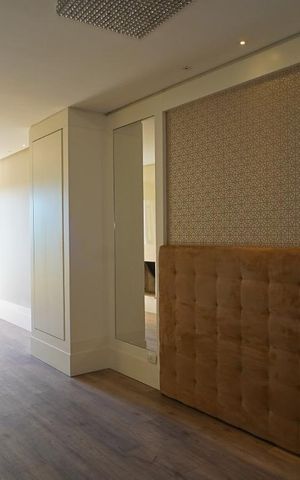 Casa à venda com 500m², 5 quartos e 5 vagasSuite Master