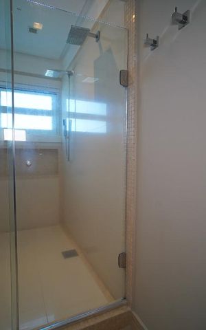 Casa à venda com 500m², 5 quartos e 5 vagasSuite Master