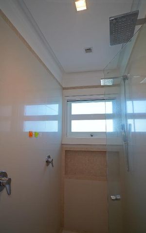 Casa à venda com 500m², 5 quartos e 5 vagasSuite Master