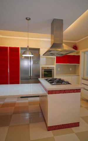 Casa à venda com 500m², 5 quartos e 5 vagasCozinha