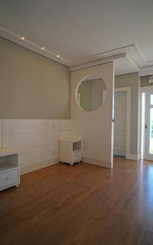 Casa à venda com 500m², 5 quartos e 5 vagasSuite 1