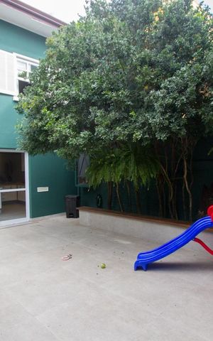 Casa à venda com 280m², 4 quartos e 2 vagasQuintal