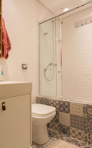 Casa à venda com 280m², 4 quartos e 2 vagasBanheiro