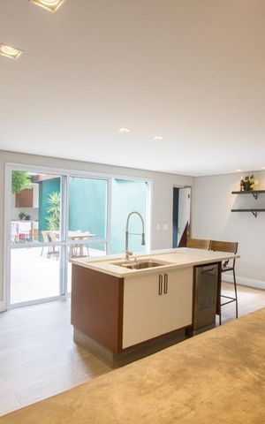 Casa à venda com 280m², 4 quartos e 2 vagasCozinha
