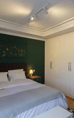 Casa à venda com 280m², 4 quartos e 2 vagasSuíte