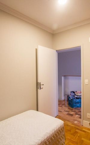 Casa à venda com 280m², 4 quartos e 2 vagasQuarto 1