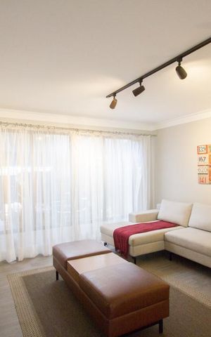 Casa à venda com 280m², 4 quartos e 2 vagasSala