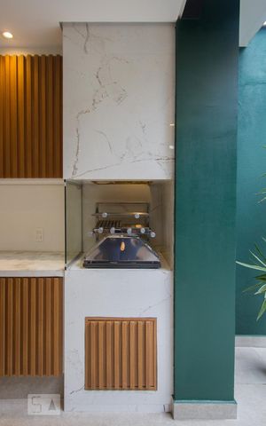 Casa à venda com 280m², 4 quartos e 2 vagasChurrasqueira