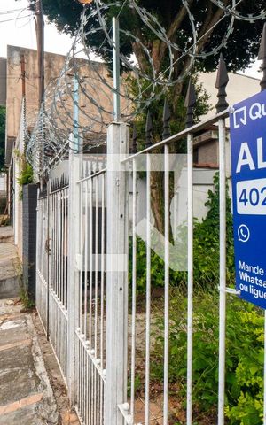Casa à venda com 110m², 2 quartos e 3 vagas Casa à venda com 110m², 2 quartos e 3 vagasPlaquinha