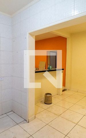 Casa à venda com 110m², 2 quartos e 3 vagas Casa à venda com 110m², 2 quartos e 3 vagasCozinha