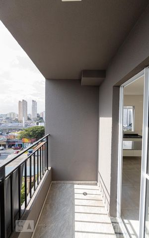 Studio para alugar com 41m², 1 quarto e sem vaga Studio para alugar com 41m², 1 quarto e sem vagaVaranda Studio