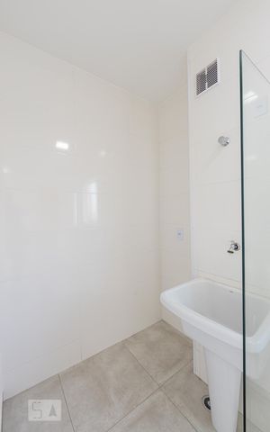 Studio para alugar com 41m², 1 quarto e sem vaga Studio para alugar com 41m², 1 quarto e sem vagaÁrea de Serviço