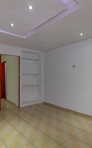 Casa à venda com 256m², 3 quartos e 2 vagas Casa à venda com 256m², 3 quartos e 2 vagasQuarto Suíte 2
