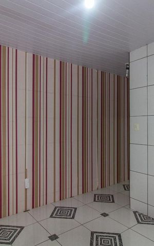 Casa à venda com 256m², 3 quartos e 2 vagas Casa à venda com 256m², 3 quartos e 2 vagasEdícula/Quarto Suíte
