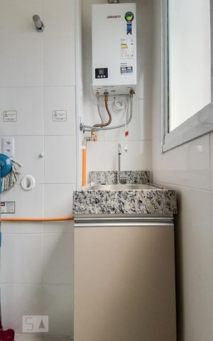 Apartamento para alugar com 42m², 2 quartos e 1 vaga Apartamento para alugar com 42m², 2 quartos e 1 vagaÁrea de Serviço