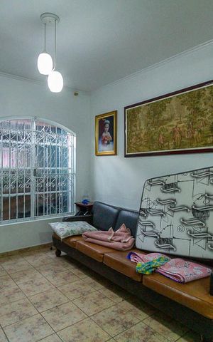 Casa à venda com 172m², 3 quartos e 2 vagasSala