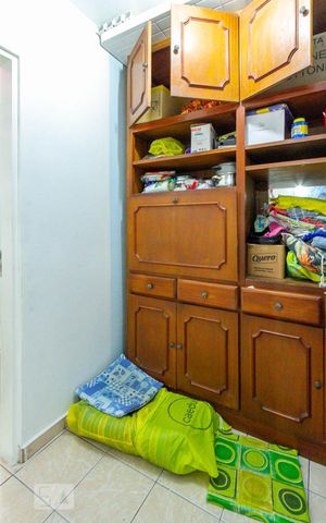 Casa à venda com 172m², 3 quartos e 2 vagasQuarto de Serviço