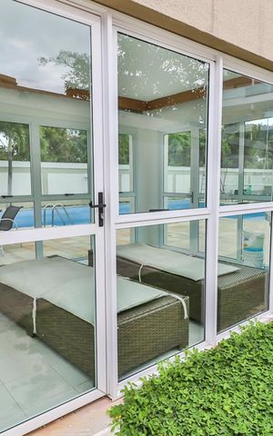 Apartamento à venda com 120m², 3 quartos e 2 vagas Apartamento à venda com 120m², 3 quartos e 2 vagasSpa