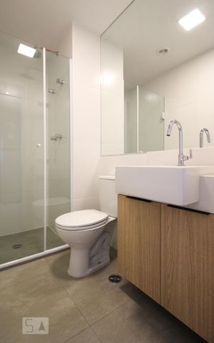 Studio para alugar com 26m², 1 quarto e sem vaga Studio para alugar com 26m², 1 quarto e sem vagaBanheiro