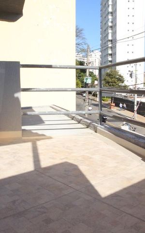 Apartamento para alugar com 65m², 2 quartos e sem vagaVaranda