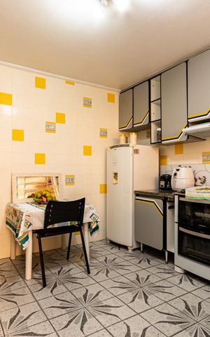 Casa à venda com 125m², 3 quartos e 1 vaga Casa à venda com 125m², 3 quartos e 1 vagaCozinha