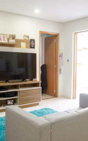 Casa à venda com 46m², 2 quartos e sem vaga Casa à venda com 46m², 2 quartos e sem vagaSala