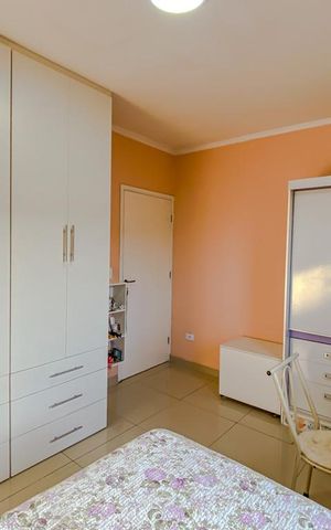 Casa à venda com 215m², 3 quartos e 3 vagasQuarto