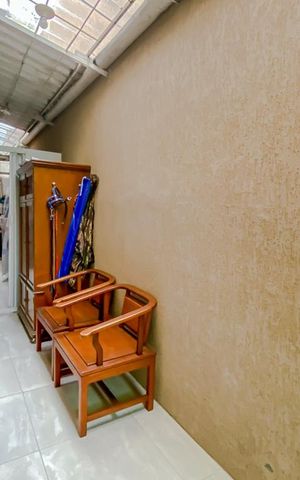 Casa à venda com 215m², 3 quartos e 3 vagasCorredor