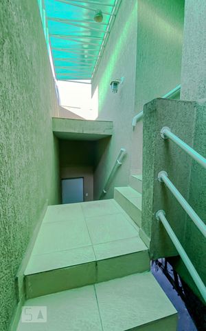 Casa à venda com 215m², 3 quartos e 3 vagasEntrada