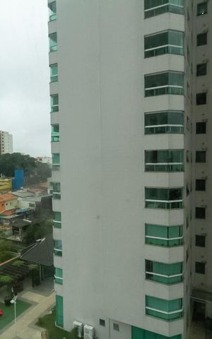 Apartamento à venda com 150m², 3 quartos e 2 vagas Apartamento à venda com 150m², 3 quartos e 2 vagasVista