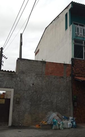 Casa para alugar com 55m², 2 quartos e sem vaga Casa para alugar com 55m², 2 quartos e sem vagaFacahda