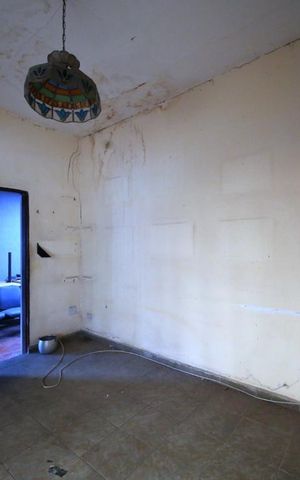 Casa à venda com 253m², 4 quartos e 3 vagasSala