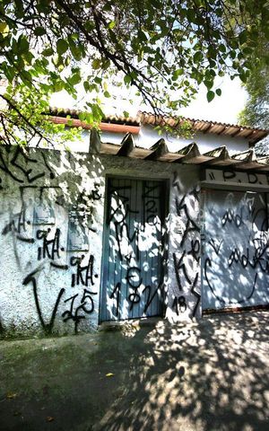 Casa à venda com 253m², 4 quartos e 3 vagasFachada