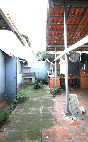 Casa à venda com 253m², 4 quartos e 3 vagasÁrea de Serviço
