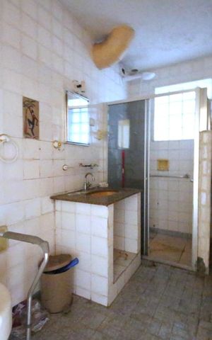 Casa à venda com 253m², 4 quartos e 3 vagasBanheiro