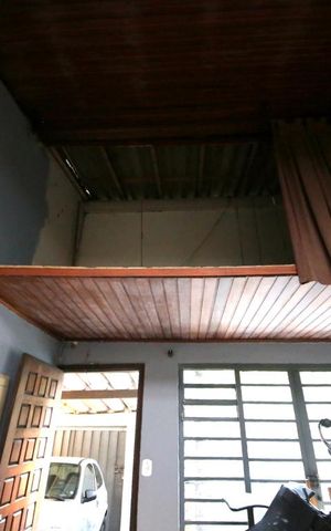 Casa à venda com 253m², 4 quartos e 3 vagasSala 