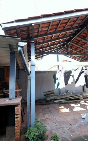 Casa à venda com 253m², 4 quartos e 3 vagasQuintal 